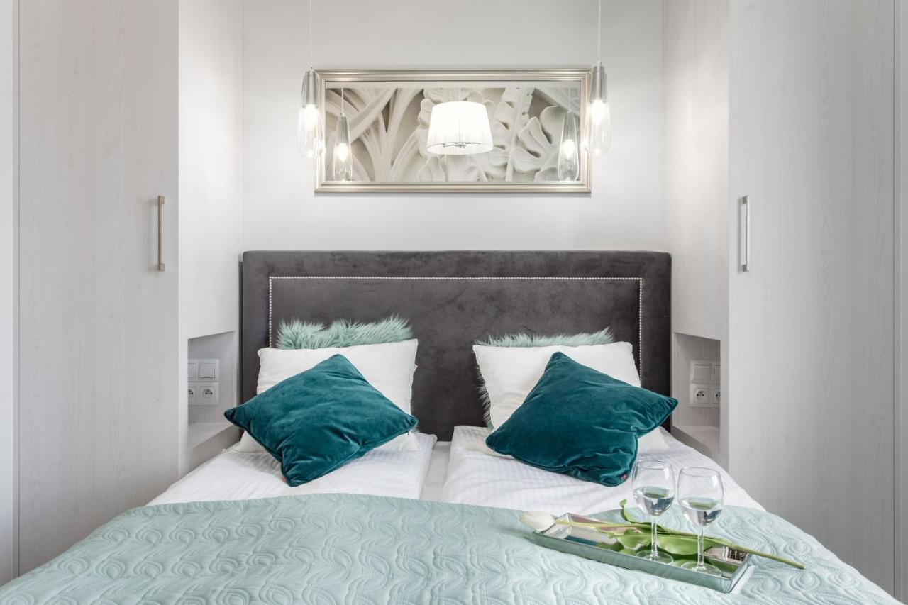 Lion Apartments - Naviflat Brabank Premium Apartment With Parking Danzica Esterno foto