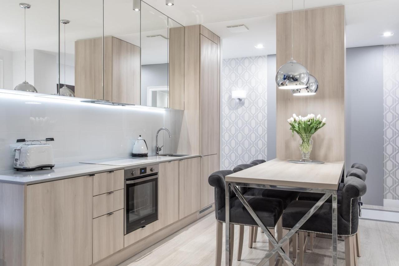 Lion Apartments - Naviflat Brabank Premium Apartment With Parking Danzica Esterno foto
