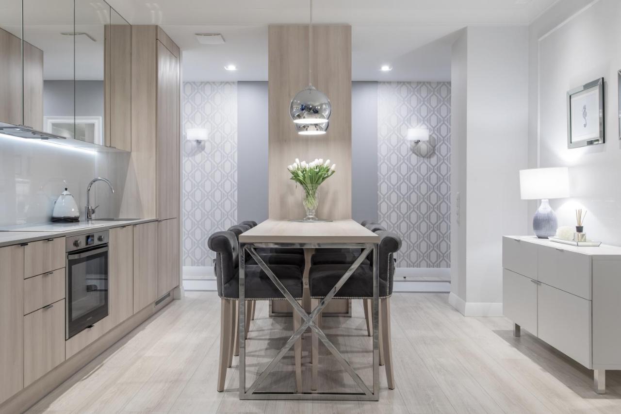 Lion Apartments - Naviflat Brabank Premium Apartment With Parking Danzica Esterno foto